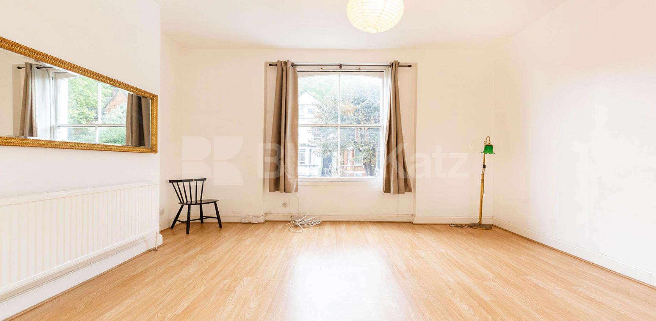 			2 Bedroom, 1 bath, 1 reception Apartment			 Sandringham Road, Dalston 